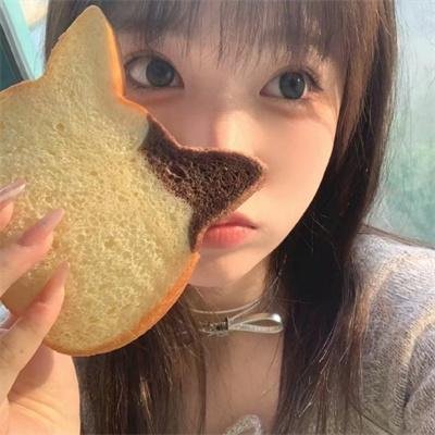 红粉争春